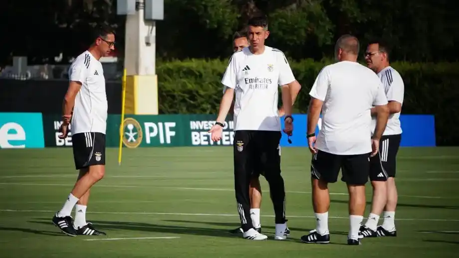 Image from Record_Benfica: Trio deixa estágio do Benfica nos Estados Unidos e não vai disputar o ...