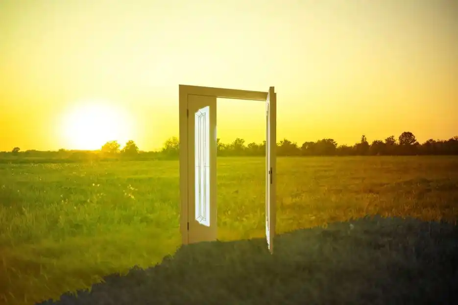 Image from Christian Post Español: *¿Van al Cielo los cristianos que se suicidan? NT Wright opina* En un...