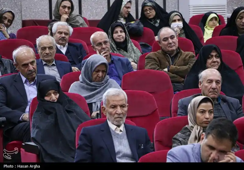 Image from شبکه خبری بازنشستگان: 🔴👈۲۱ میلیون تومان متوسط حقوق بازنشستگان 🔵👈مدیر صندوق بازنشستگ...