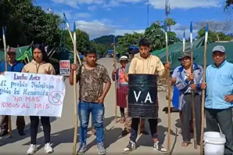 Image from EL DEBER: *Bloqueos evistas se reducen a casi la mitad en el duodécimo día del c...