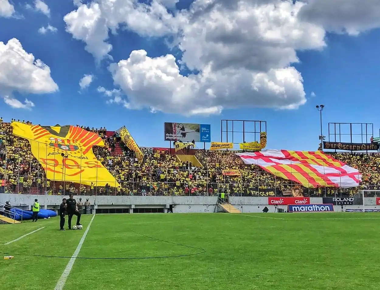 Image from Barcelona Sporting Club: <a class="text-blue-500 hover:underline cursor-pointer" href="/hashtag...