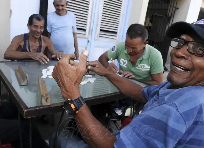 Image from Periódico Granma | Cuba: 🇨🇺📉 Entre 2020 y 2024 Cuba experimentó un descenso significativo de...
