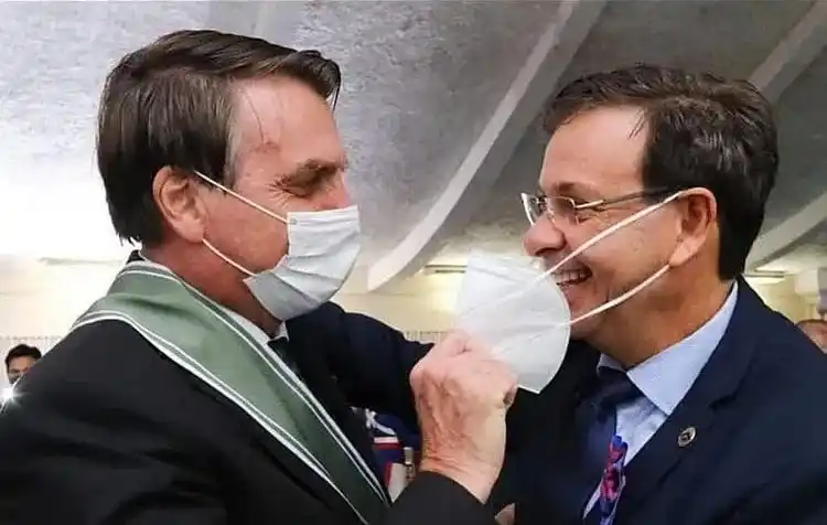 Image from Come Ananás: Gilson Machado: por quem chora a sanfona do ex-ministro do Turismo? ht...