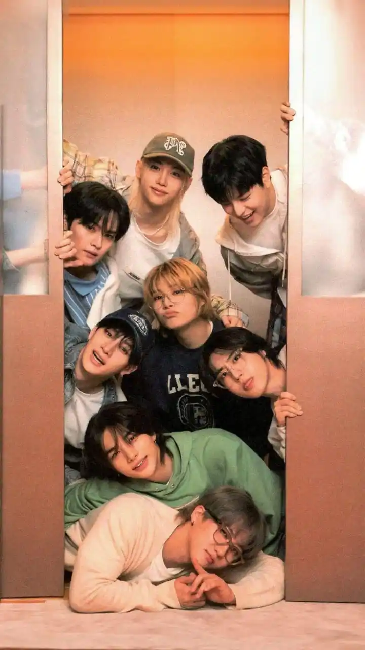 Image from 민이🤍 ✅: 𓂃 ࣪ ִֶָ 𖥔 𝐒𝐓𝐀𝐘 𖥔 ִֶָ ࣪ 𓂃 Somos *Kpop Culture*! Una comunid...