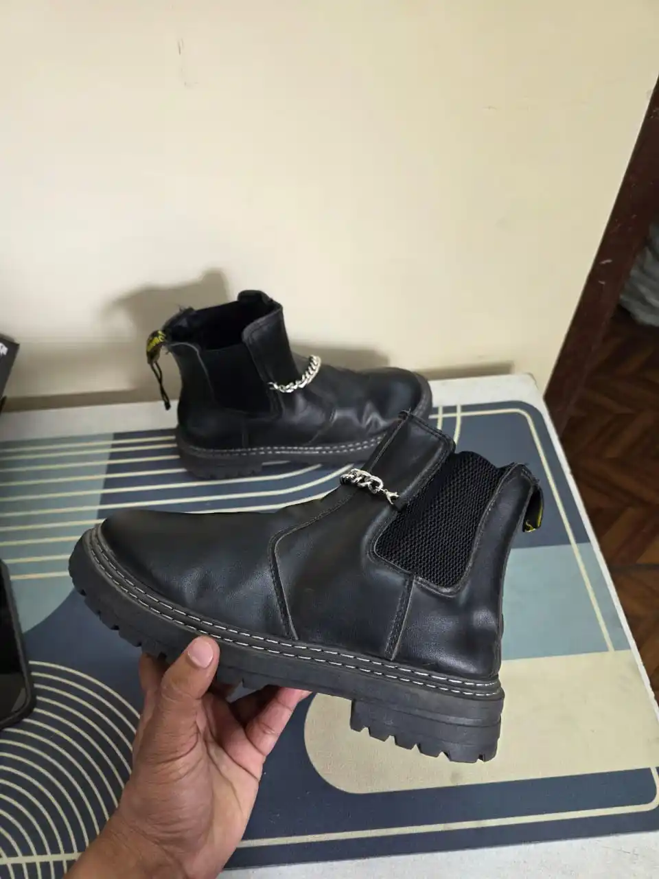 Image from Brandstore19: Leather boots Size:-43 Price:-1899₹ Offer price:-299₹ only Whatsa...
