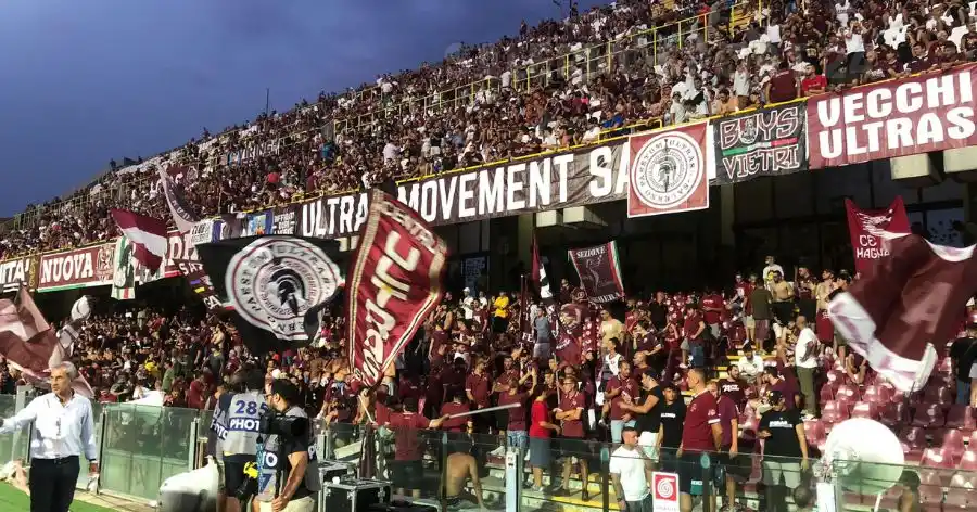 Image from SalernoSport24 - La voce dello Sport di Salerno e provincia: 🗣️ Verso Sampdoria-Salernitana 📝 La nota del Direttivo Ultras 🗞️ L...