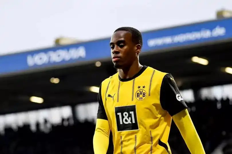 Image from Chelsea - football.london: 🤔 *Chelsea's £84m transfer problem and why Jamie Gittens might not be...