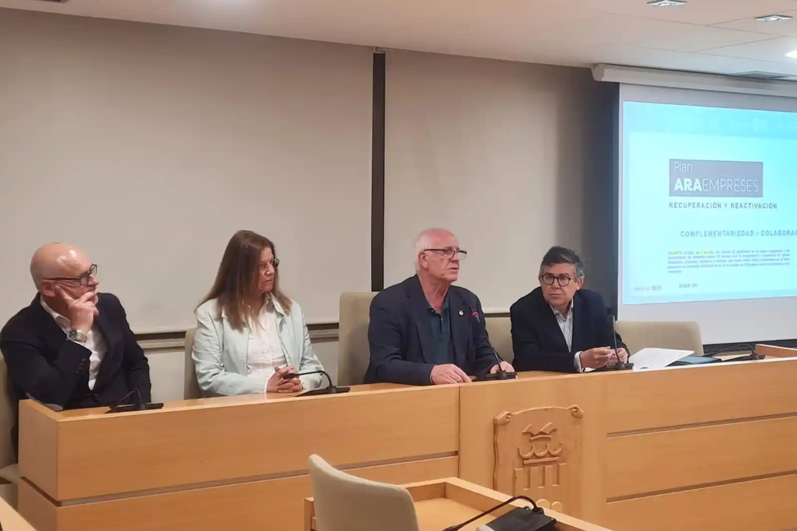 Image from Ajuntament de Paiporta: 📍 *El Ivace presenta en Paiporta el Plan Ara Empreses* El Ayuntamien...