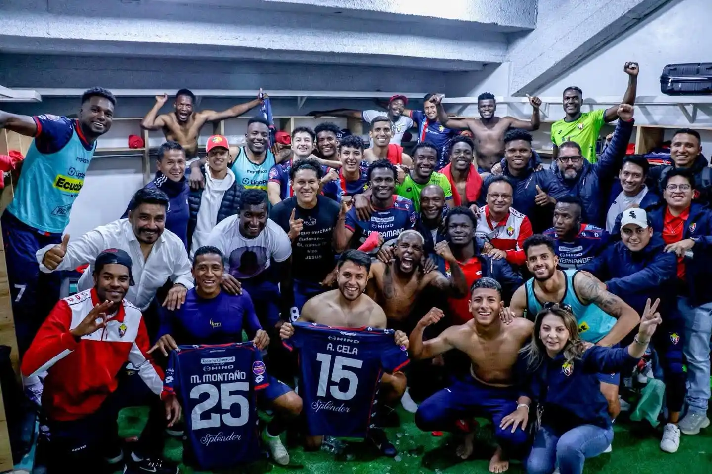Image from C.D. El Nacional: FAMILIA ❤️ <a class="text-blue-500 hover:underline cursor-pointer" hr...