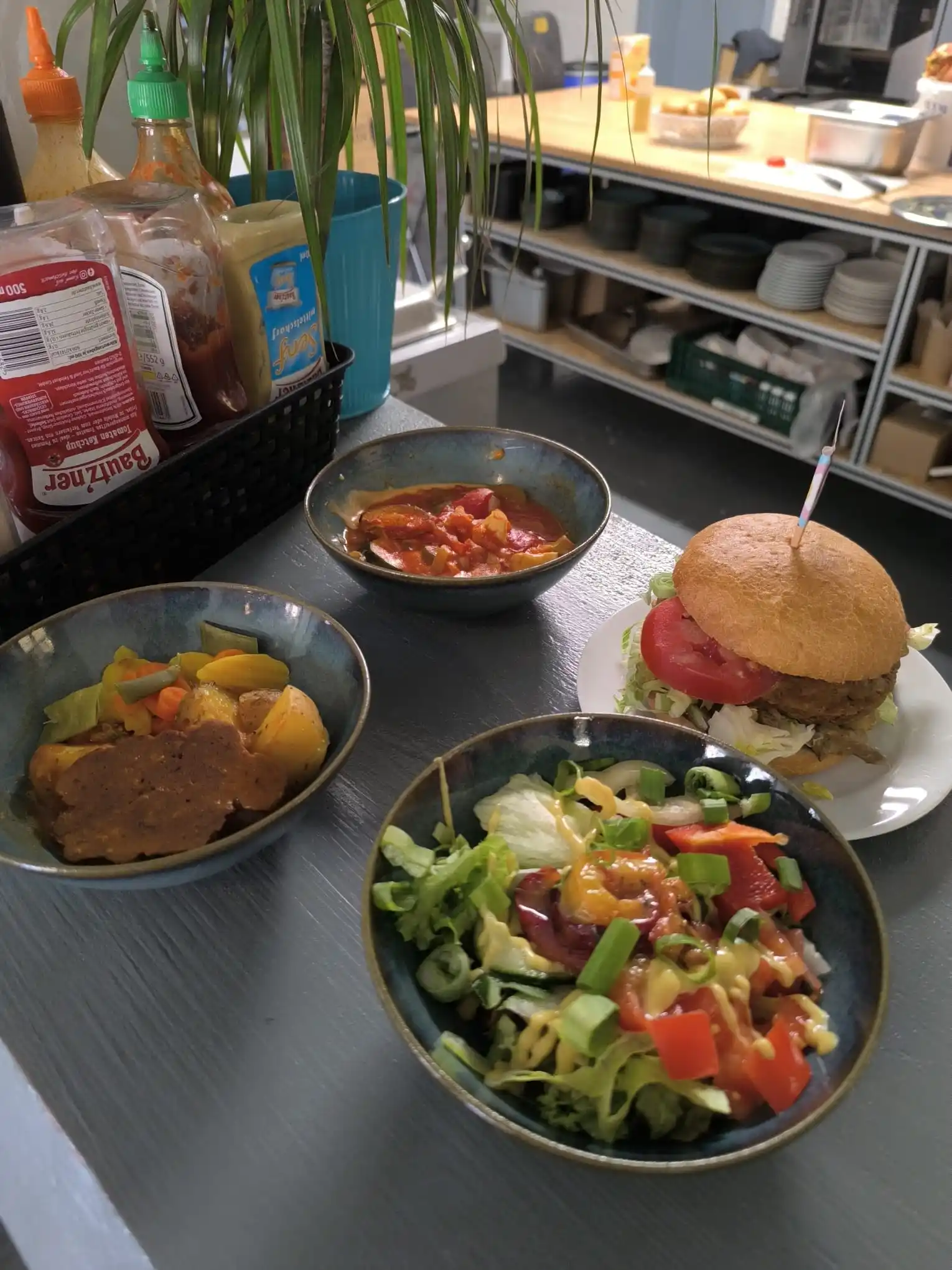 Image from Zittau Vegan News: Unsere Wochenkarte in einem Bild...