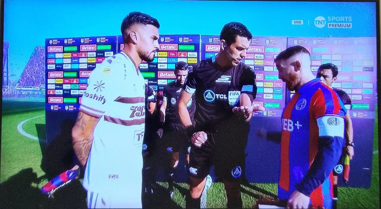 Image from RT CALAMAR: VamosPlatense 🤎 🦑💪🏽...