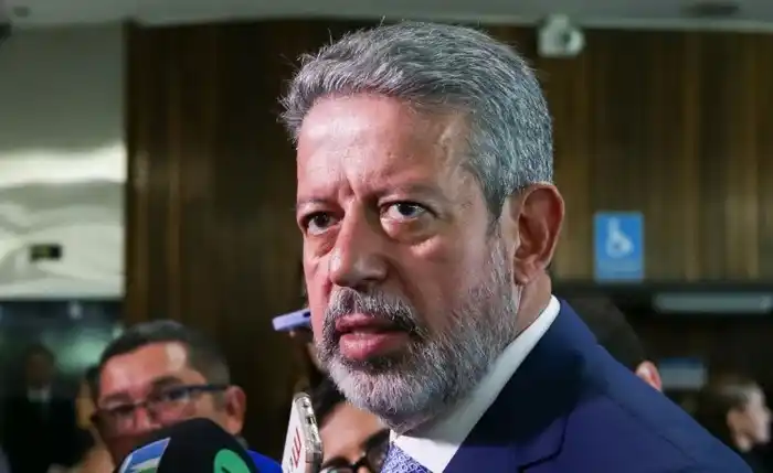 Image from Jornal Extra Alagoas: *Arthur Lira é pressionado por entidades contra mudanças na taxação de...