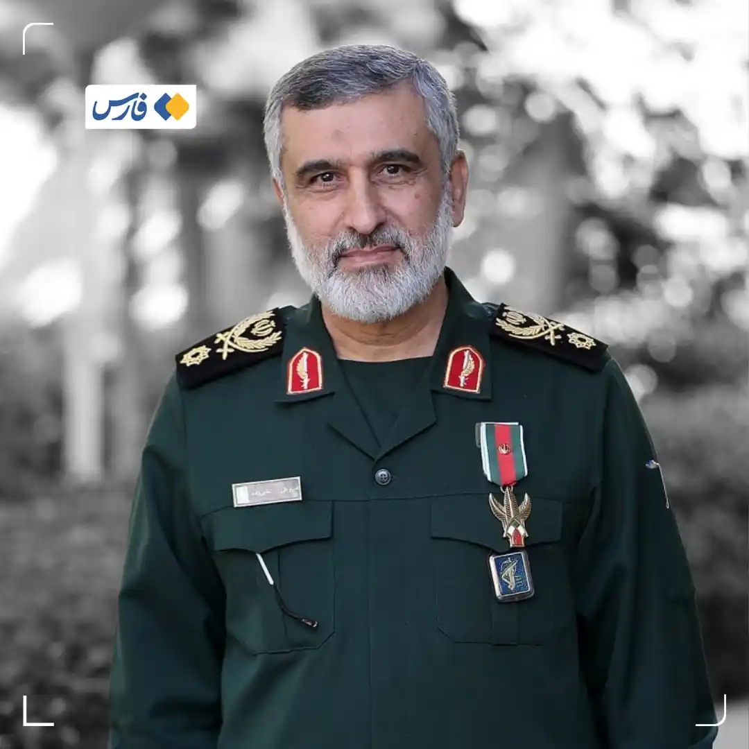 Image from پایگاه خبری طلوع جنوب(شادگان): 🛑فوری/سردار حاجیزاده فرمانده هوافضای سپاه پاسداران به یاران شهیدش پی...