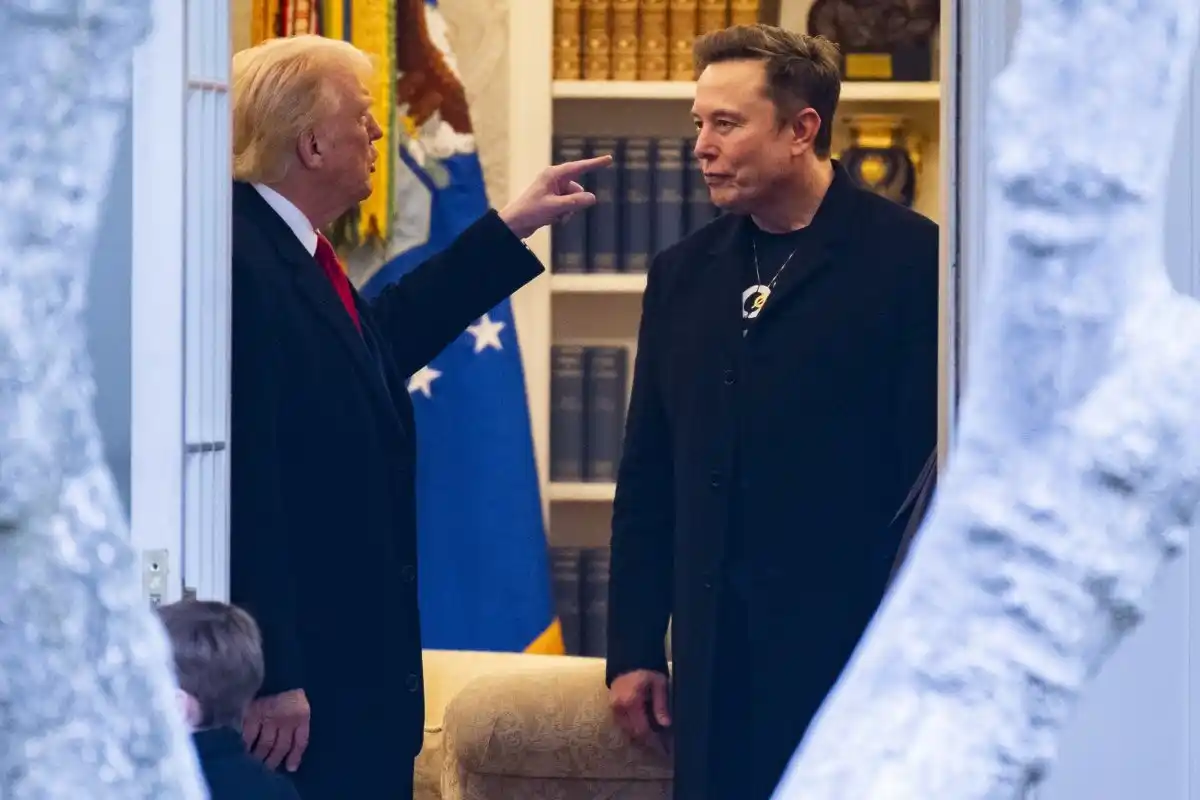 Image from CAMPUS REVIEW: President Donald Trump has intensified his feud with Elon Musk, once a...