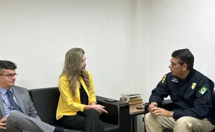 Image from Jornal Extra Alagoas: *PRF recebe visita da Superintendente da Polícia Federal em Alagoas* ...
