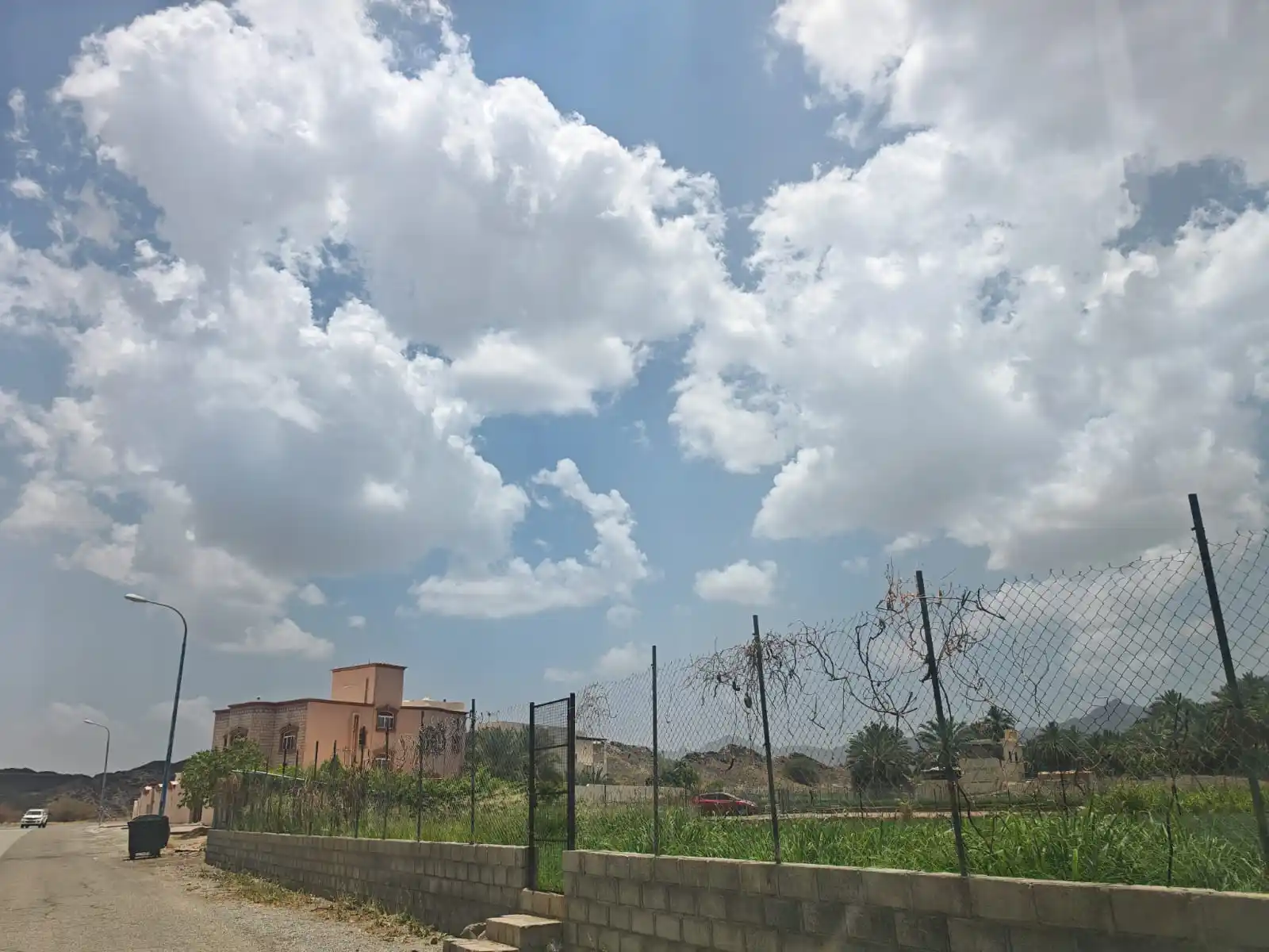 Image from 🌧️مستجدات الطقس..ل أبو المتوكل⛈️: سمائل الآن......