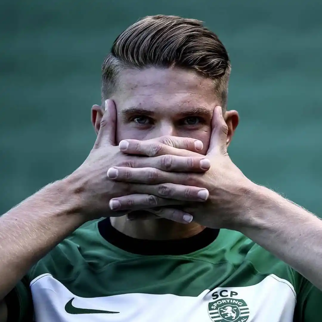 Image from SOCCER LAUNCH🤜🤛: Viktor Gyökeres across his last four league campaigns…  👕 157 matches...