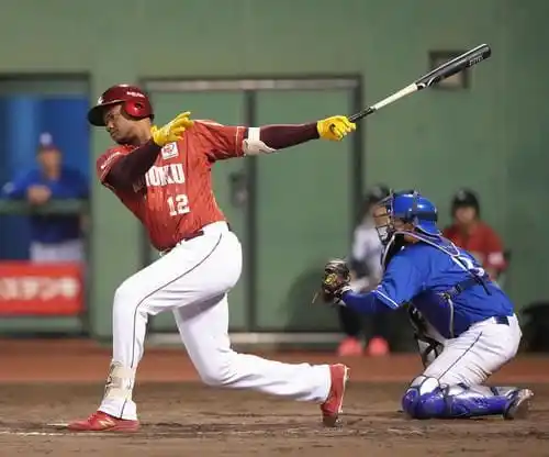 Image from Béisbol Japonés.com: 🚨¡ATENCIÓN!🚨 🇩🇴Oscar González debutó hoy (10/06/2025) en la máxima...