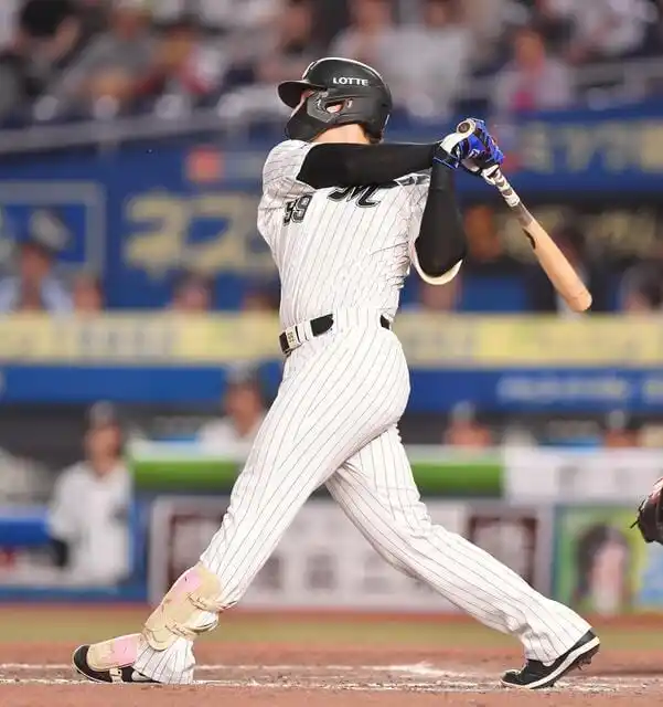 Image from Béisbol Japonés.com: 🚨¡ATENCIÓN!🚨 🇵🇷Neftalí Soto conectó hoy su 7mo jonrón del año en l...