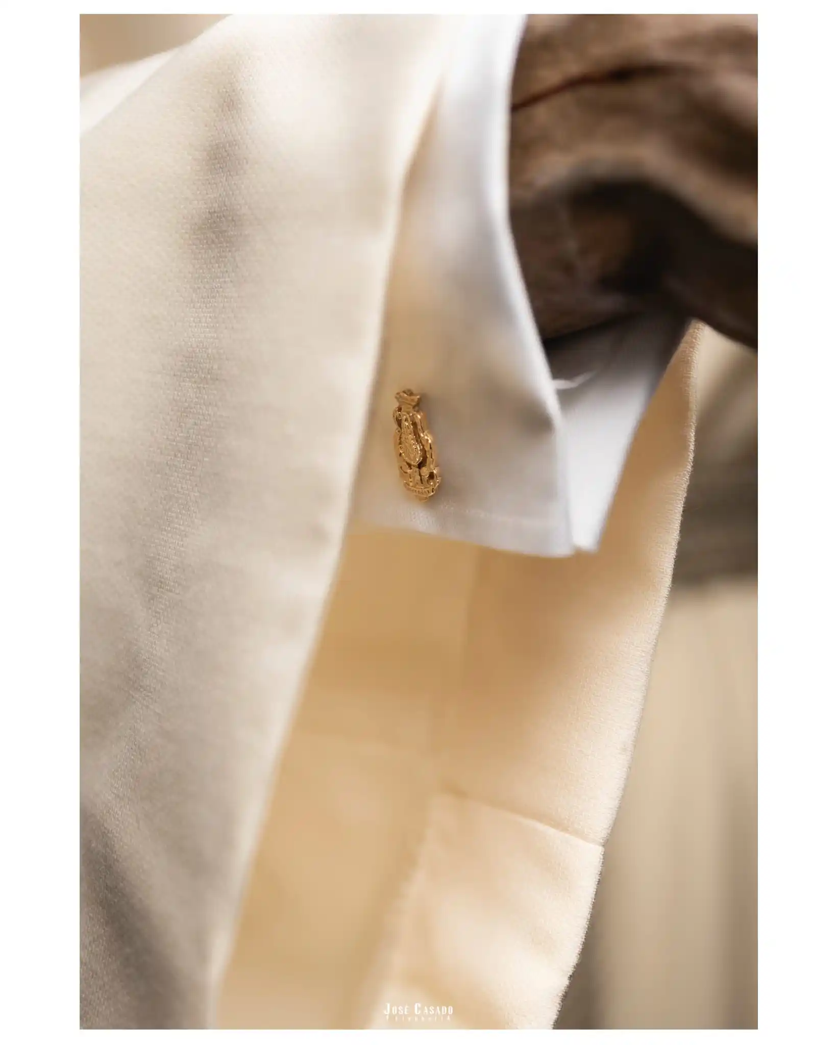 Image from Hermandad de Jesús - La Algaba -: 🟣 JESÚS, VESTIDO DE BLANCO PARA LA SOLEMNIDAD DE LA ASCENSIÓN Y PENTE...