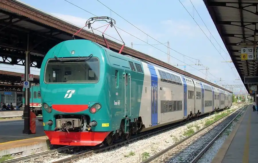 Image from Aristanis TV: Sciopero del 14-15 giugno: disagi e possibili cancellazioni dei treni ...