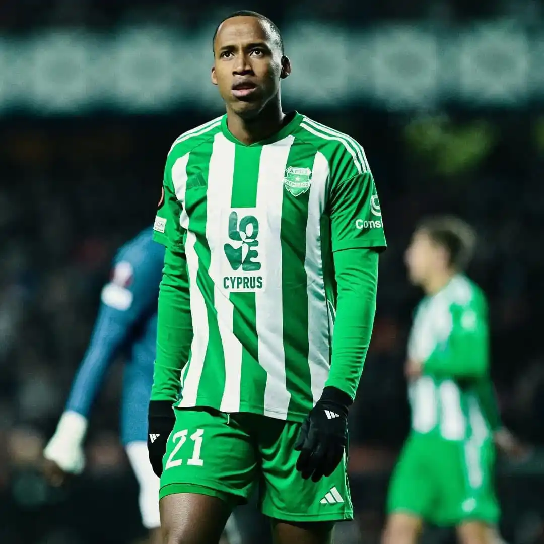 Image from Kaizer Chiefs Football Club SA: *Bafana’s Europe-Based Star Open To SA Return, Prefers Chiefs* *Aris ...