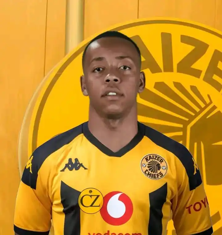 Image from Kaizer Chiefs Football Club SA: 🚨 𝗖𝗢𝗡𝗙𝗜𝗥𝗠𝗘𝗗 ‼️ *Feisal Salum TRANSFER UPDATE ✍️* *Feisal S...