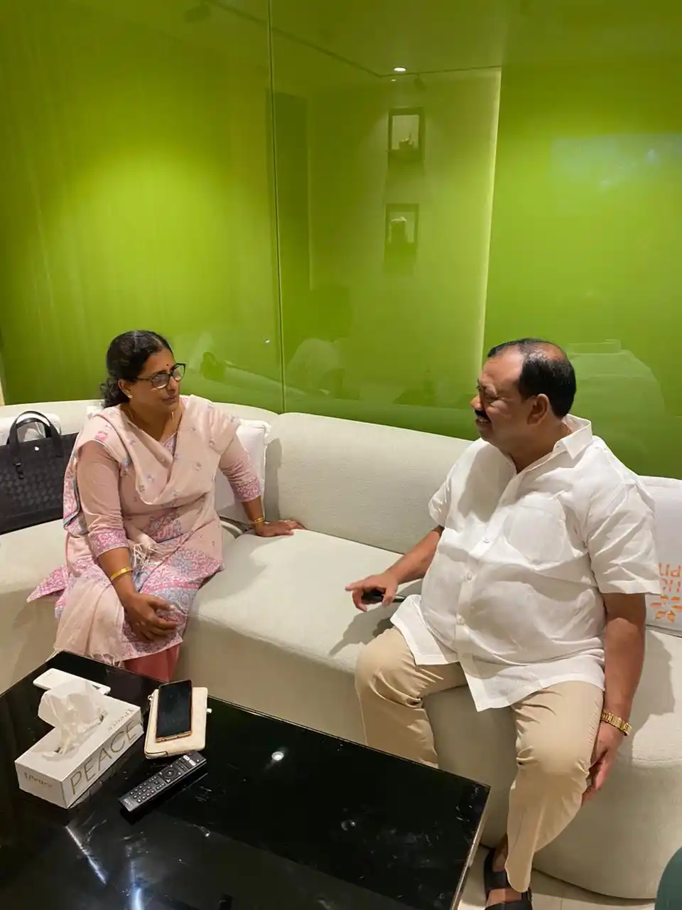 Image from PALLA RAJESHWAR REDDY: ఎమ్మెల్యే పల్లా రాజేశ్వర్ రెడ్డి గారిని పరామర్శించిన భువనగిరి పార్లమెం...