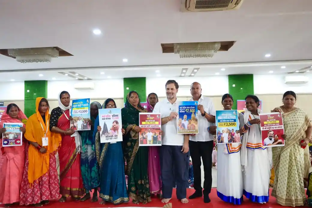 Image from 𝐖𝐞 𝐓𝐡𝐞 𝐏𝐞𝐨𝐩𝐥𝐞 𝐎𝐟 𝐈𝐧𝐝𝐢𝐚: गया की मेरी बहनों के साथ आज की मुलाकात दिल छू लेने वाली रही — आपकी उम्...