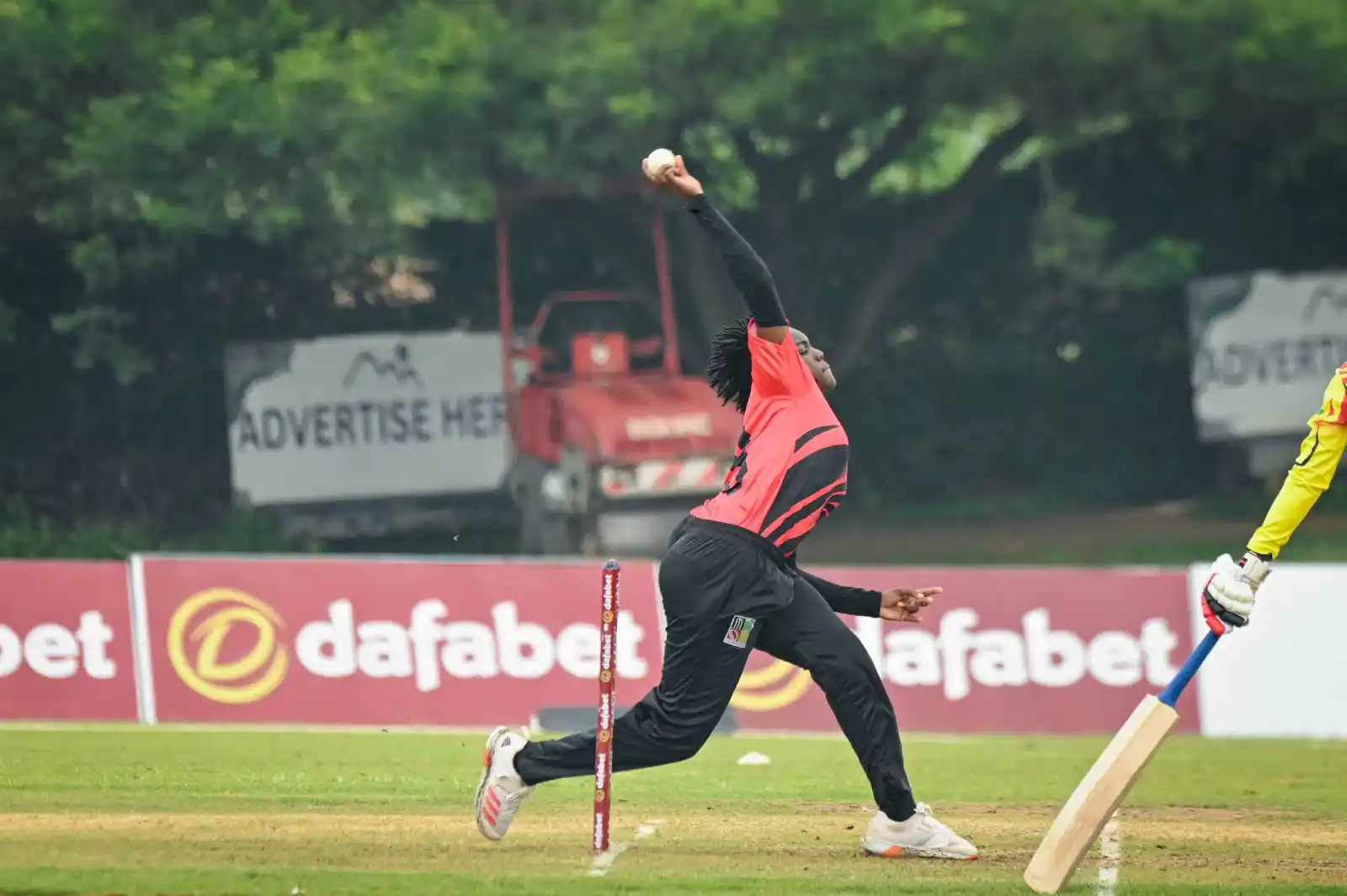 Image from 3-mob.com: INNINGS BREAK: Zimbabwe Women HPC now need to chanse 106 to beat defen...