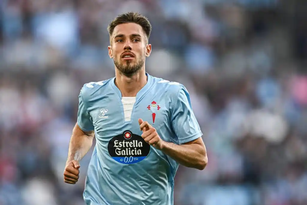Image from SOCCER WORLD News HQ: Olympique Marseille are interested in Oscar Mingueza. Marseille are in...