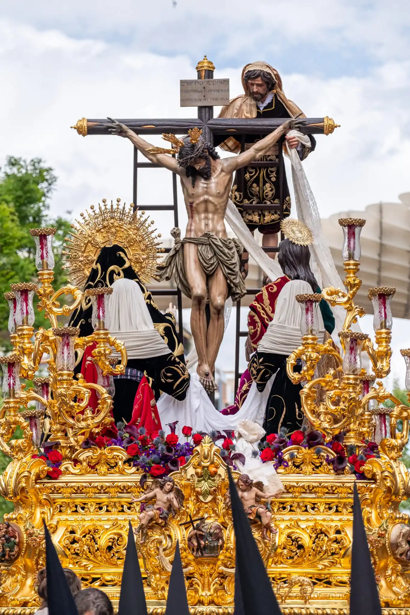 Image from Hermandad de la Trinidad: 🔴🔵 *<a class="text-blue-500 hover:underline cursor-pointer" href="/h...