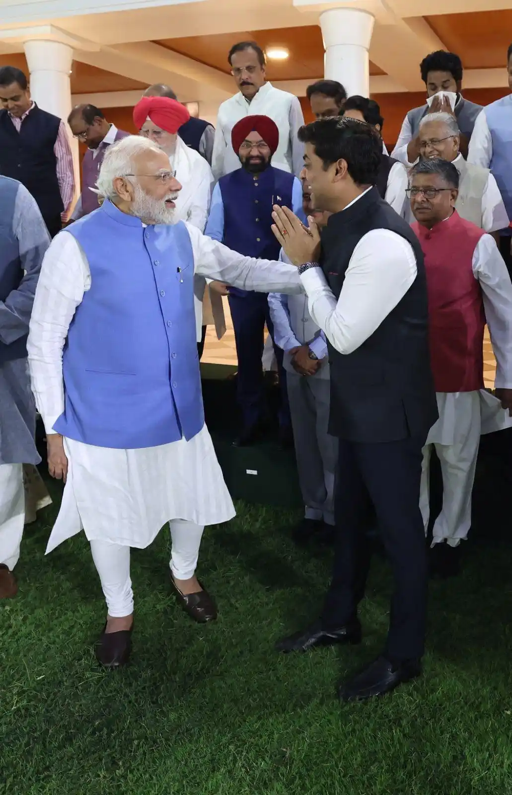 Image from Shivsena: हिंद के बेटे! भारताचे पंतप्रधान मा. श्री. नरेंद्र मोदीजींनी शिवसेनेच...