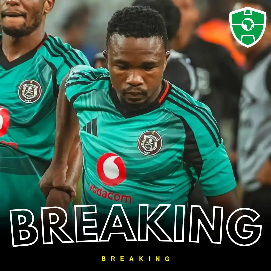 Image from Africa Soccer Zone 🟢⚪: 🚨 Kaizer Chiefs are reportedly in advanced negotiations to sign defen...