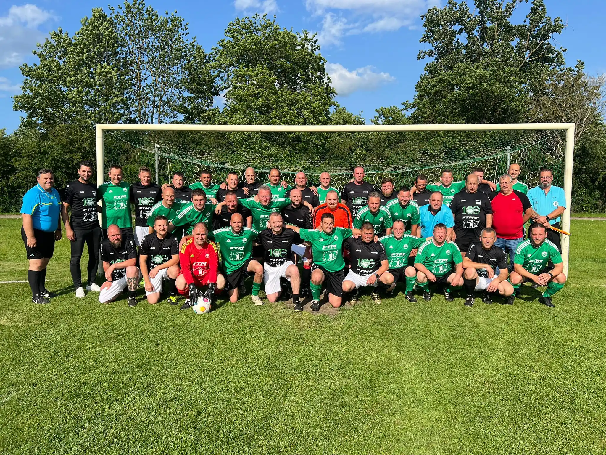 Image from 1. FC Magdeburg: 👉🏼 Beim Freundschaftsspiel TSV Hadmersleben Ü40 gegen eine Börde-Aus...