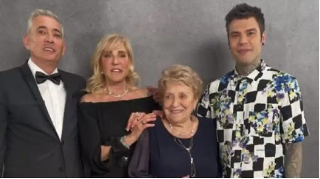 Image from Spettacolo Fanpage.it: *La mamma di Fedez, Tatiana Berrinzaghi, ha condiviso una story per la...