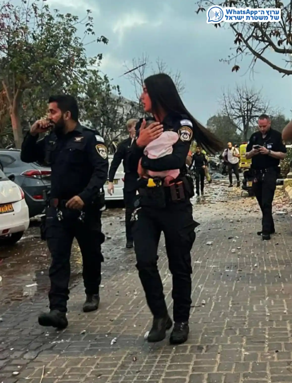 Image from דוברות משטרת ישראל: *נפילת פריט אמל"ח באזור המרכז - השוטרים ממשיכים בבידוד הזירה וסריקות י...