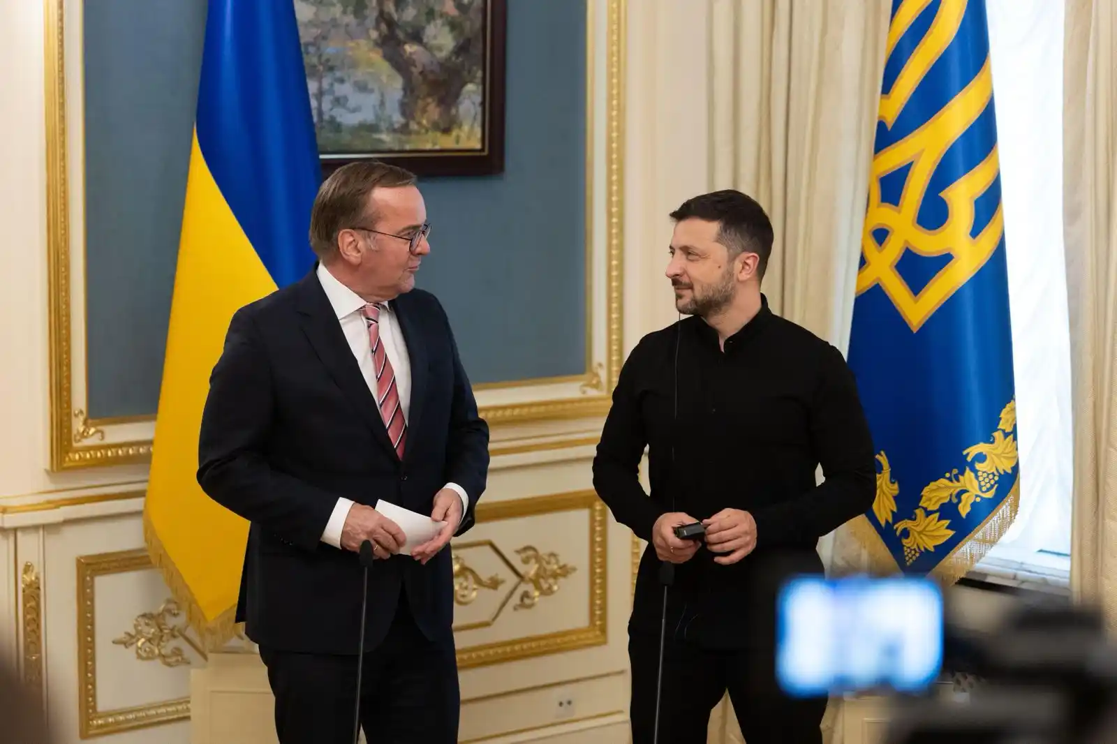 Image from Володимир Зеленський: Разом із міністром оборони Німеччини Борисом Пісторіусом поспілкувалис...