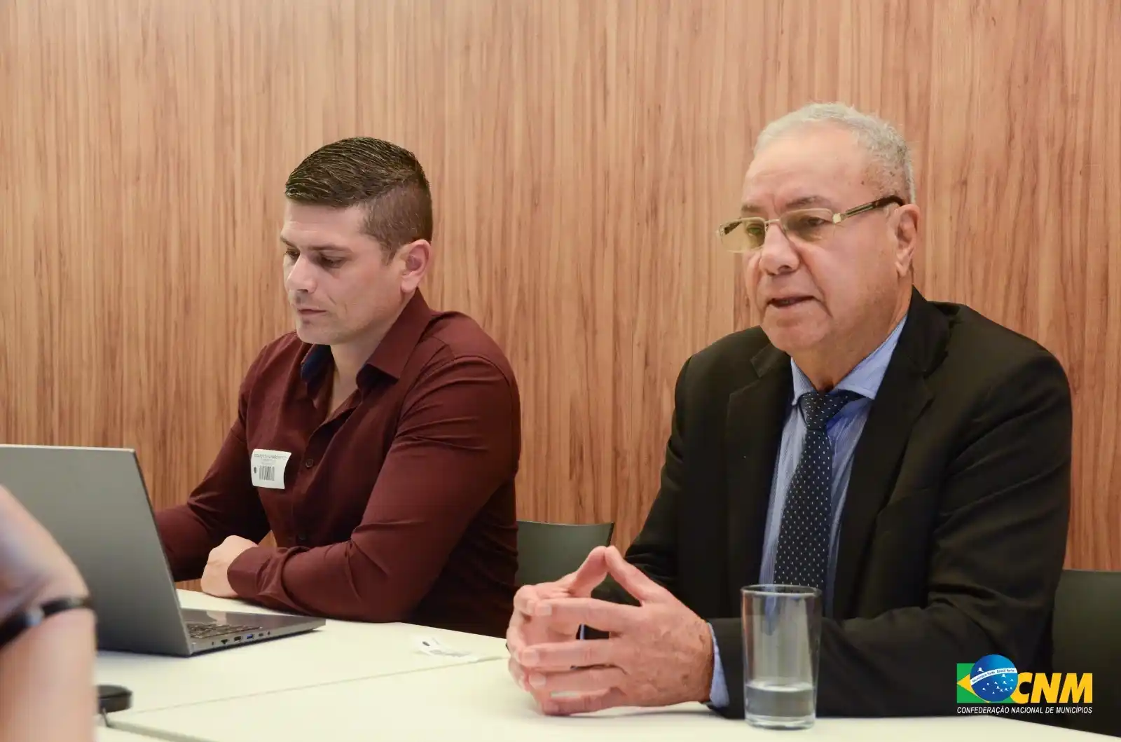 Image from CNM - Confederação Nacional de Municípios: *Busca de atendimento técnico traz prefeito de Vila Nova do Sul (RS) à...