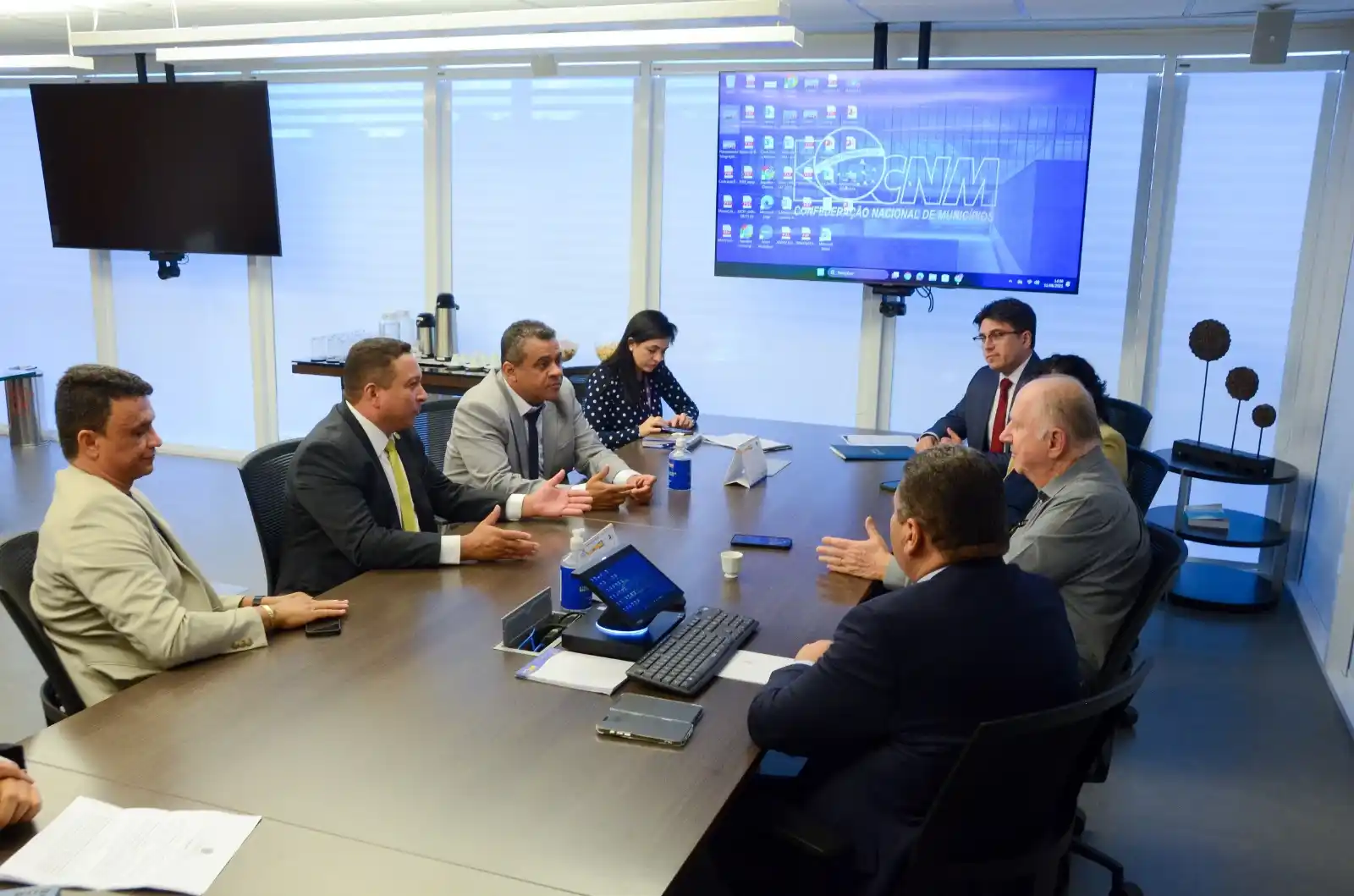 Image from CNM - Confederação Nacional de Municípios: *CNM atualiza pautas prioritárias em reunião com presidente da APPM e ...
