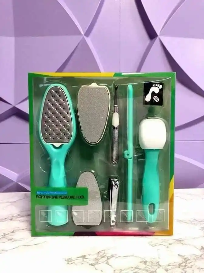 Image from كوزمتك كرز🍒صور اشعار رمزيات قصص ستوريات بنات: Eight in one pedicure tool بكج العناية المتكامل بالقدمين والأظافر ب...
