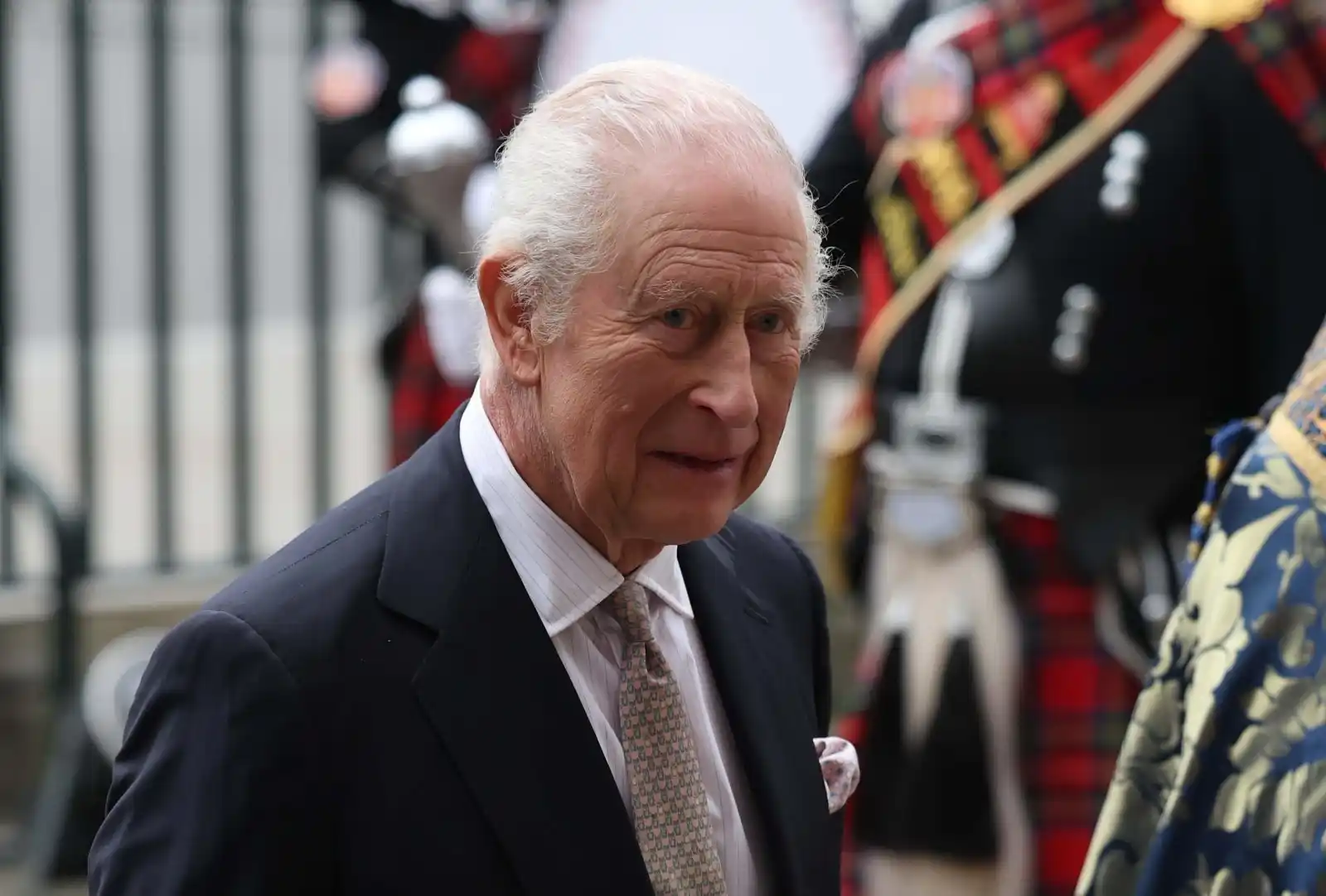 Image from Tgcom24: *Il tumore di re Carlo è incurabile, Kate e William si stanno preparan...