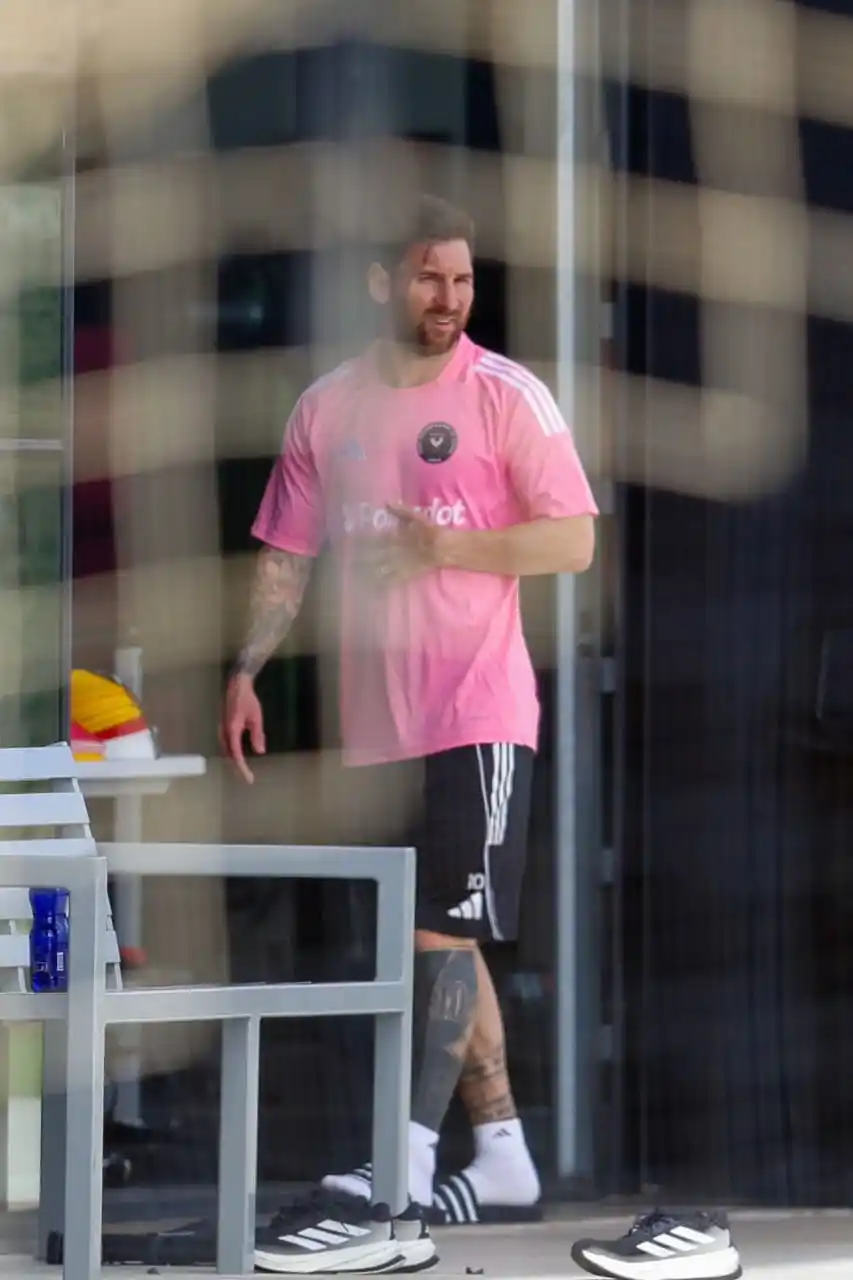 Image from ARGENTINA UPDATES⭐⭐⭐🇦🇷: ✈️ Lionel Messi is Back in South Florida! The Argentine — who just pl...