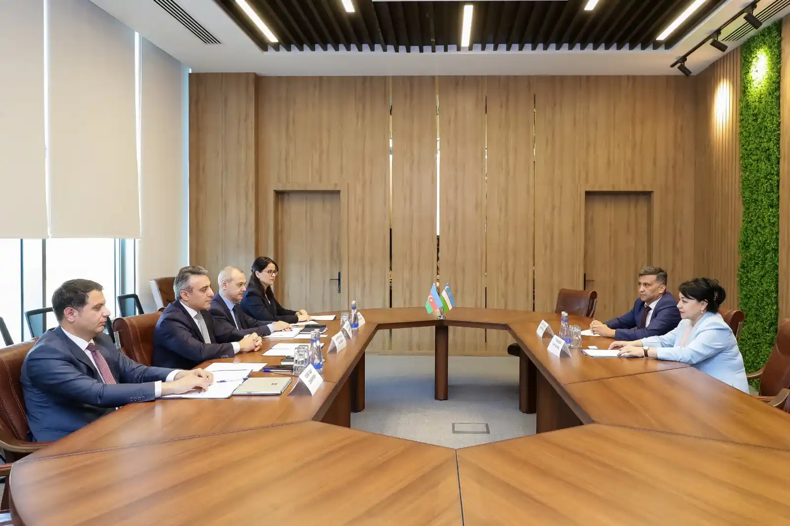 Image from Əmək və Əhalinin Sosial Müdafiəsi Nazirliyi: 🔹 *Nazir müavini Vüsal Nəsirli ilə Özbəkistan Respublikasının məşğull...