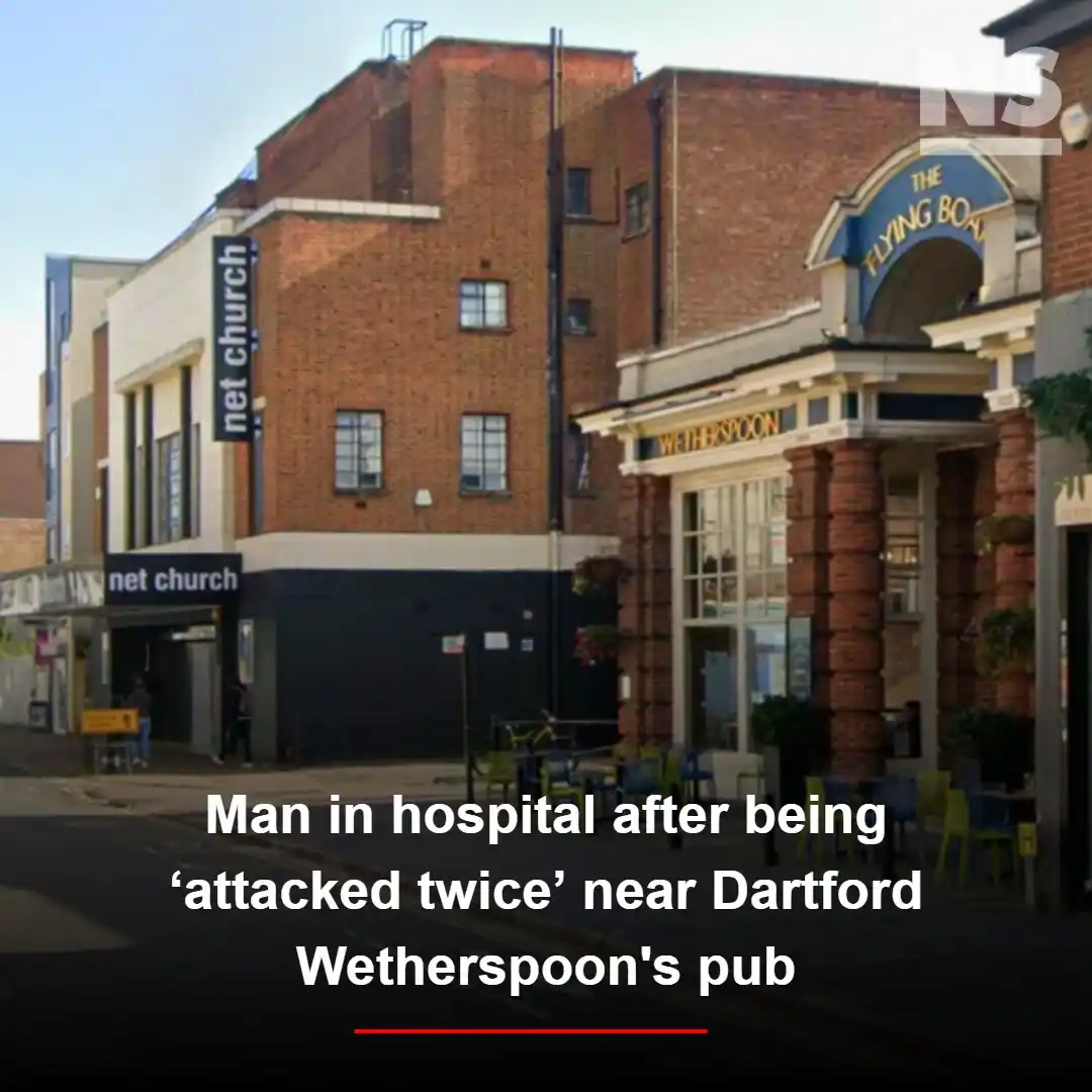 Image from News Shopper - South East London News: 👀Police were seen outside the Wetherspoons https://www.newsshopper.co...
