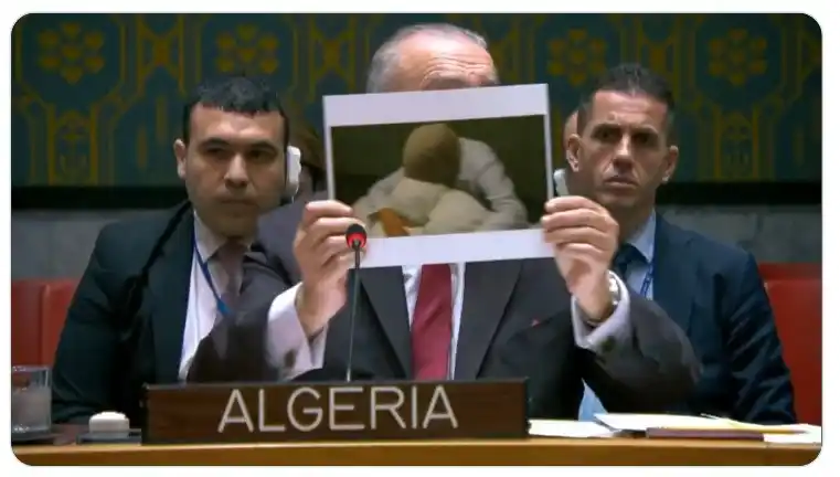 Image from Razmgahen | رزم گاہیں: "تصویر AI سے بنی ہے تو کیا ہوا؟ پیغام تو پہنچ رہا ہے نا۔"  ڈاکٹر آلاء ...