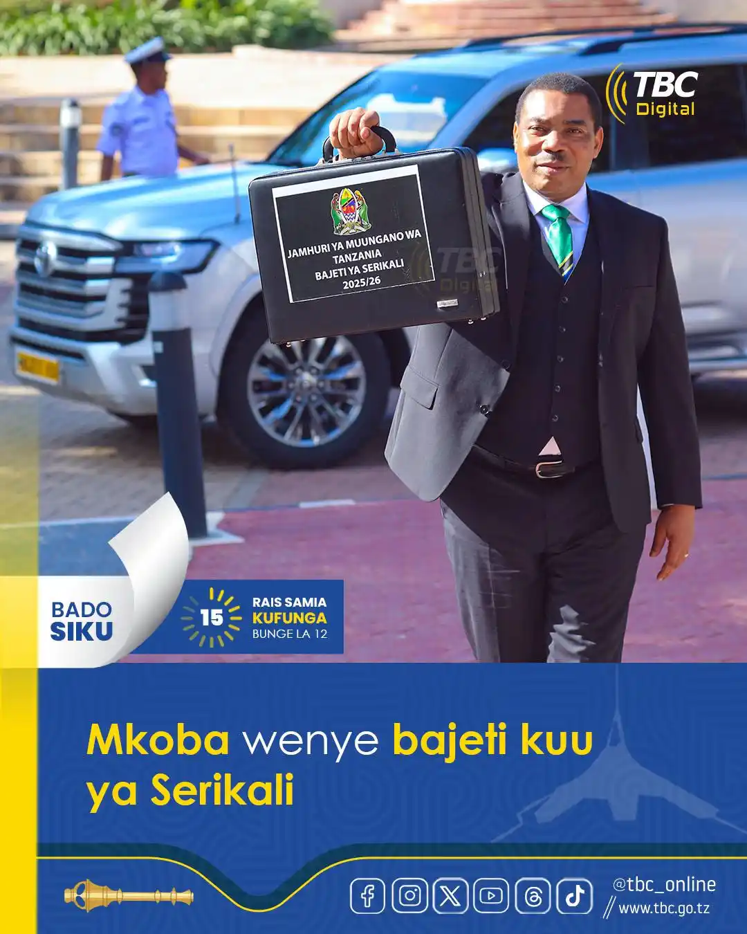Image from tbc_online: *Waziri wa Fedha, Dkt. Mwigulu Nchemba akionyesha mkoba wenye bajeti k...