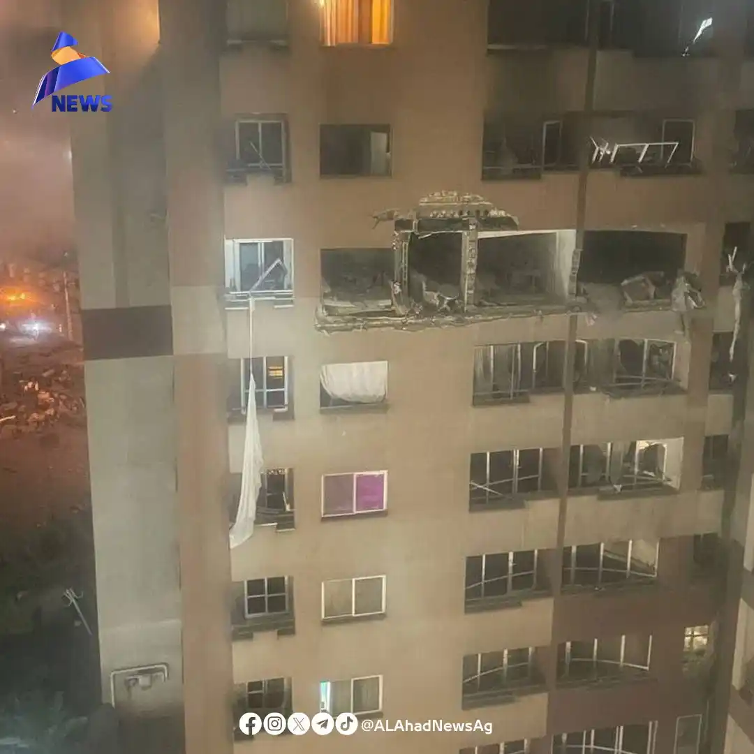 Image from العهد نيوز - ALAhad News: استهداف مبنى مدني في منطقة محلاتي بالعاصمة طهران <a class="text-blue-...
