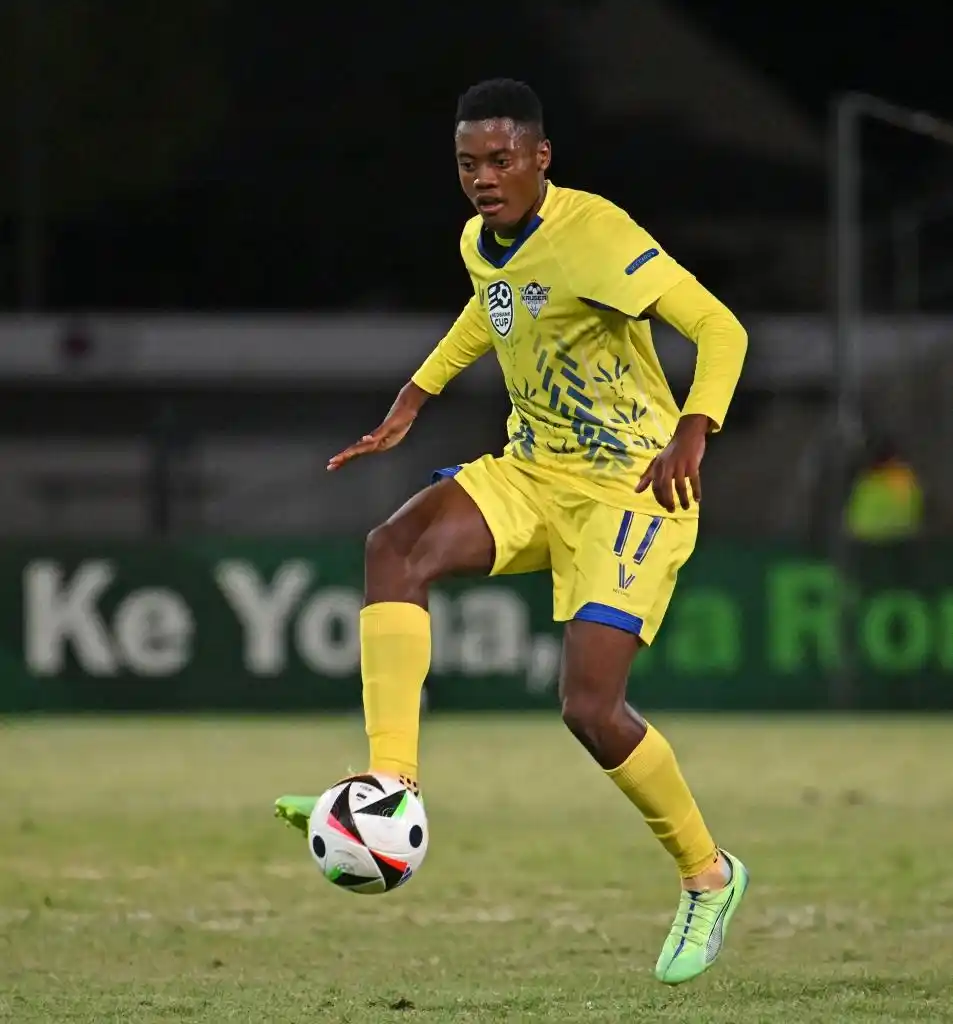 Image from All PSL Soccer Fans TV, we Stream all Football games, for Free.: 𝗕𝗥𝗘𝗔𝗞𝗜𝗡𝗚‼️ *AmaZulu are set to sign highly-rated midfielder T...