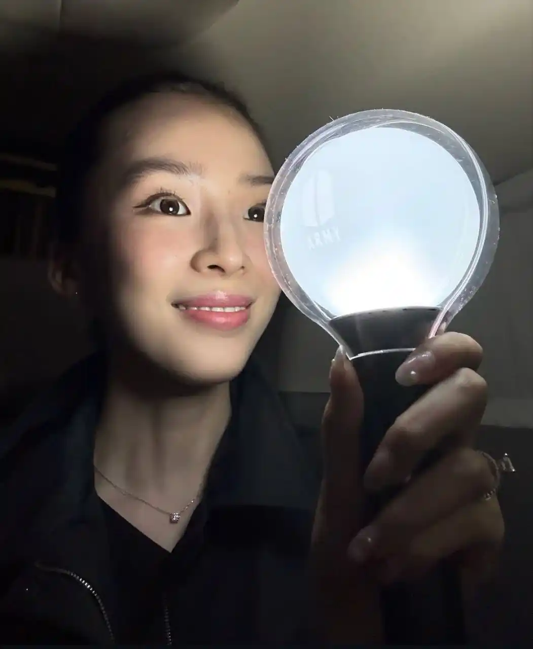 Image from DAILY BTS INFO⁷: ° 📸 Model Irene, one of hobi's most supportive friends, attended hob...